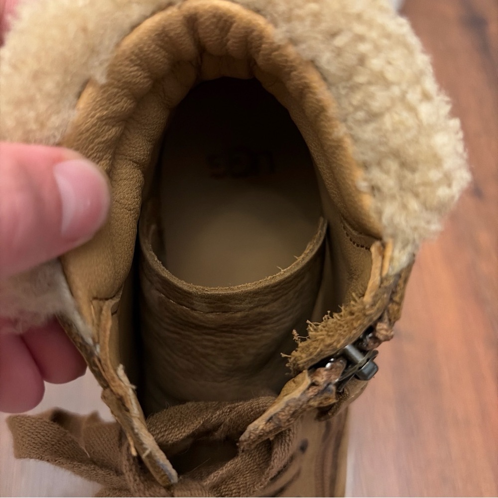 VGUC | UGG Women's Chestnut Leather High-Top Sneakers 1019716 - Picture 6 of 12